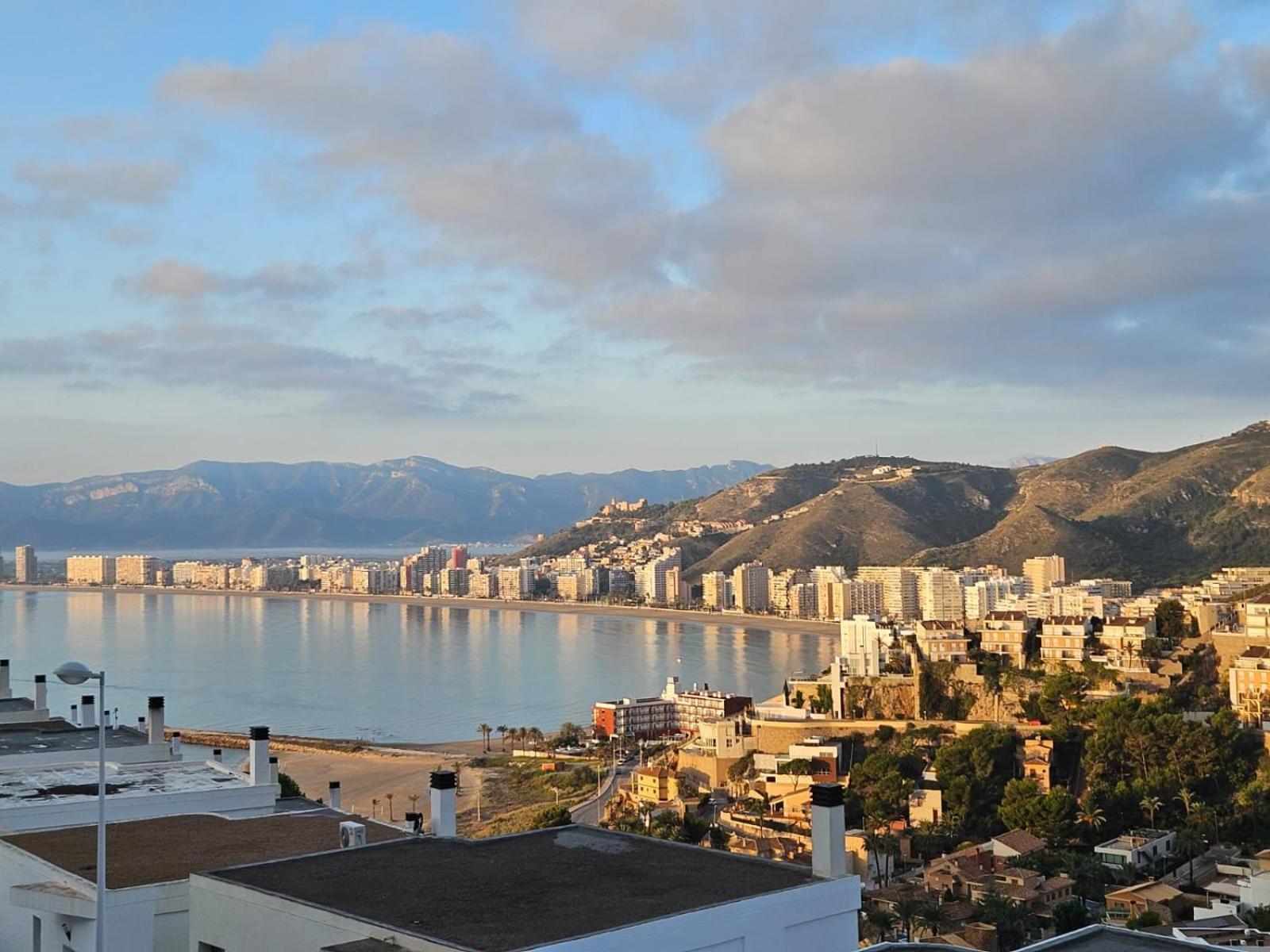 Casa Buena Vista Con Piscina Y Ascensor Holiday home *